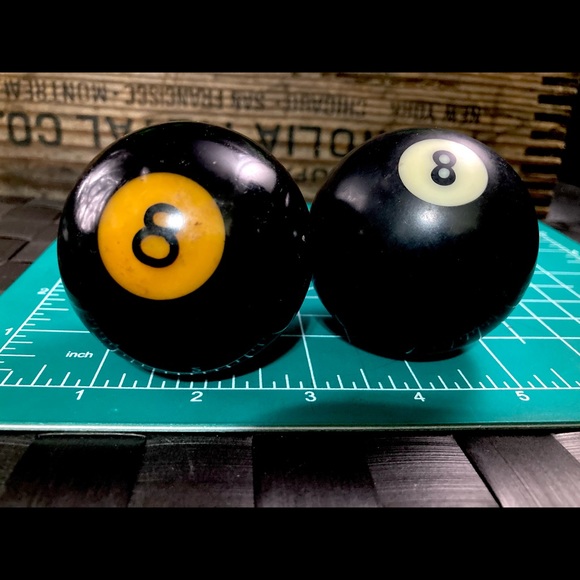 Vintage 8 Ball | Two Vintage 8 Balls | Bakelite 8 Balls - Picture 5 of 5